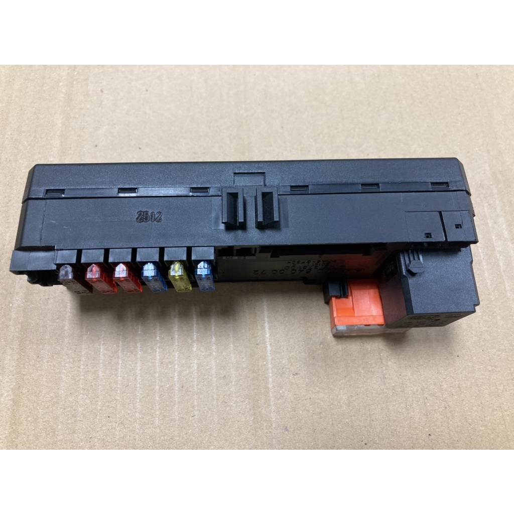 105-a000-540-00-72-กล่องฟิวส์รีเลย์k40-w202-c-class-2016-2018-เบิกศูนย์-เบนซ์-mbgs