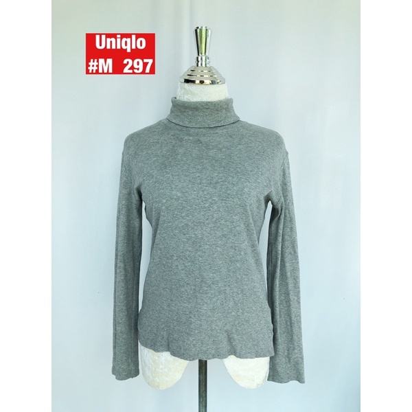 เสื้อคอเต่าแขนยาว-uniqlo-size-m-เสื้อคอเต่าสีพื้น-เสื้อคอเต่า-สเวตเตอร์