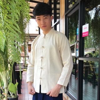 ภาพหน้าปกสินค้าเสื้อผ้าฝ้ายแขนยาวชาย เสื้อพื้นเมืองชาย เสื้อผ้าไทยชาย ที่เกี่ยวข้อง