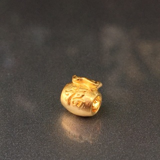 ภาพขนาดย่อของภาพหน้าปกสินค้าพรชีวิต  ถุงทองทองคำแท้ 0.1 กรัม ทองคำแท้ 99.99 งานฮ่องกง มีใบรับประกัน จากร้าน pornchaiyee บน Shopee