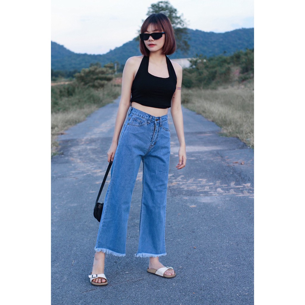 ภาพหน้าปกสินค้าCc jeans 026 กางเกงยีนส์ผู้หญิง ขาบาน เอวสูง ขาตัด จากร้าน aidesing บน Shopee