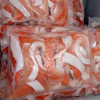 ภาพขนาดย่อของภาพหน้าปกสินค้าท้องปลาแซลมอน 1 กิโล จากร้าน vitamilkmf บน Shopee