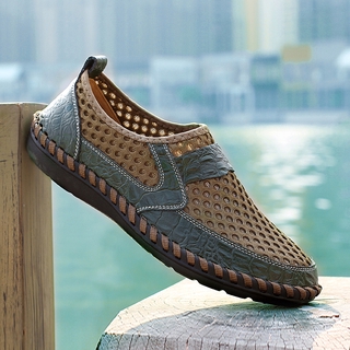 สินค้า （ขนาด39-50） รองเท้าผ้าใบแบบสวม ผู้ชาย รองเท้า แฟชั่น วันฤดูร้อน รองเท้า รองเท้าลำลอง สลิป ออน