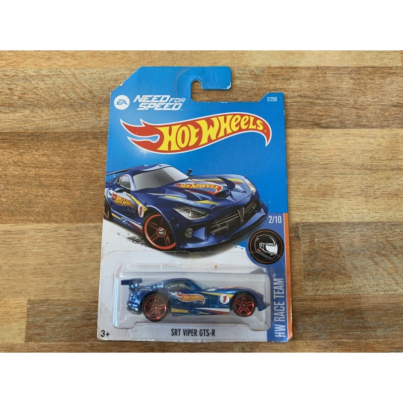 hotwheels-srt-viper-gts-r