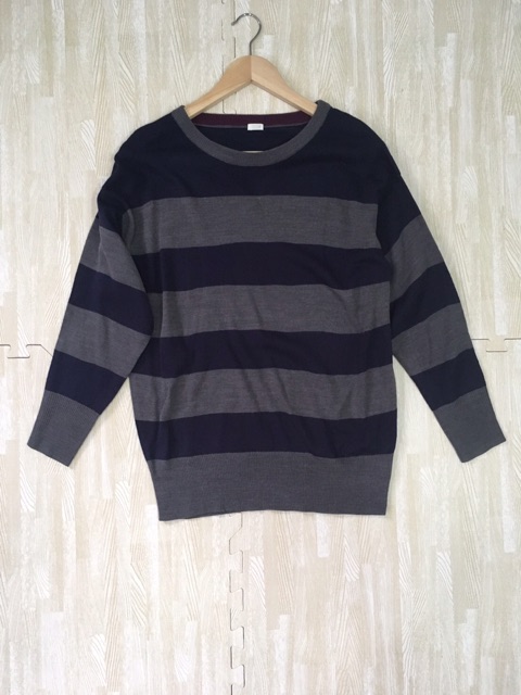 gu-sweater-size-s-สภาพใหม่