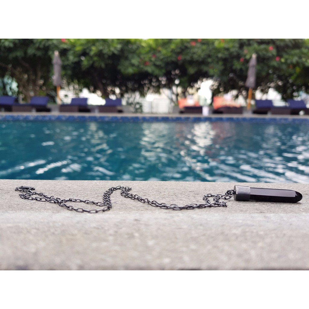 complicatedbrand-เสื้อแขนกุด-onyx-charm-necklace