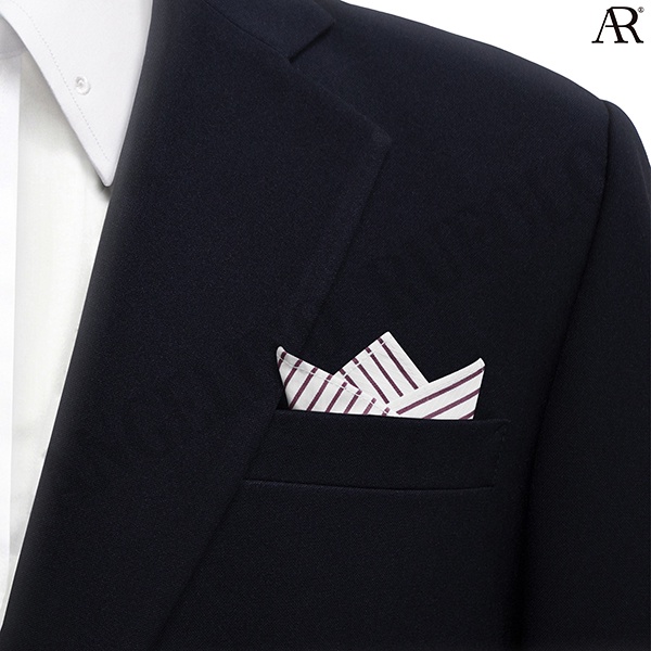 angelino-rufolo-pocket-square-ผ้าเช็ดหน้าสูท-ผ้าไหมทออิตาลี่คุณภาพเยี่ยม-ดีไซน์-classic-stripe-สีเลือดหมู-ขาว