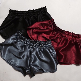 พร้อมส่ง 🍑 Satin Shorts - กางเกงขาสั้นผ้าซาติน