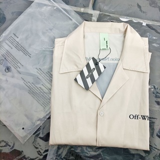 เสื้อเชิ้ต off-white เสื้อเชิ้ตสีครีม ทรงโอเวอร์ไซส์ สวยมาก ผ้าโพลีเอสเตอร์