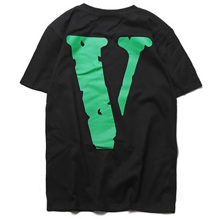 สี พร้อมส่ง VLONE ผลิตภัณฑ์ใหม่สีเขียว Big V แขนสั้นคู่สตรีแฟชั่นแฟชั่นเสื้อยืดฤดูร้อนเสื้อยืด [S-XL]! หลวมและสบาย