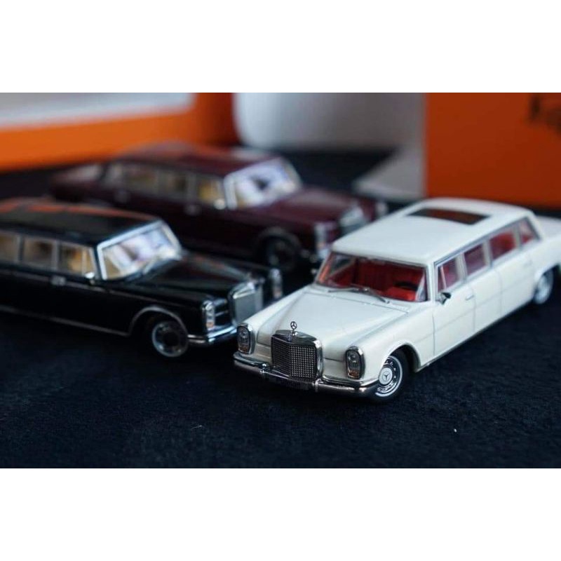 newbox-รถโมเดล-gcd-mercedes-benz-600-pullman-limousine-1-64