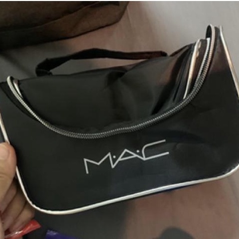 mac-กระเป๋าเครื่องสำอาง