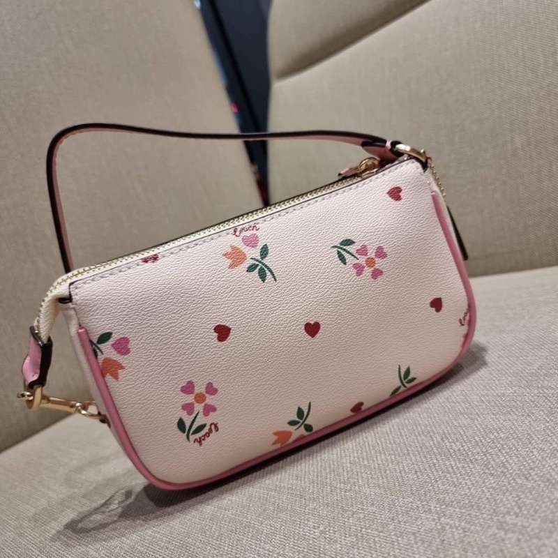 coach-c7658-nolita-19-with-heart-petal-print