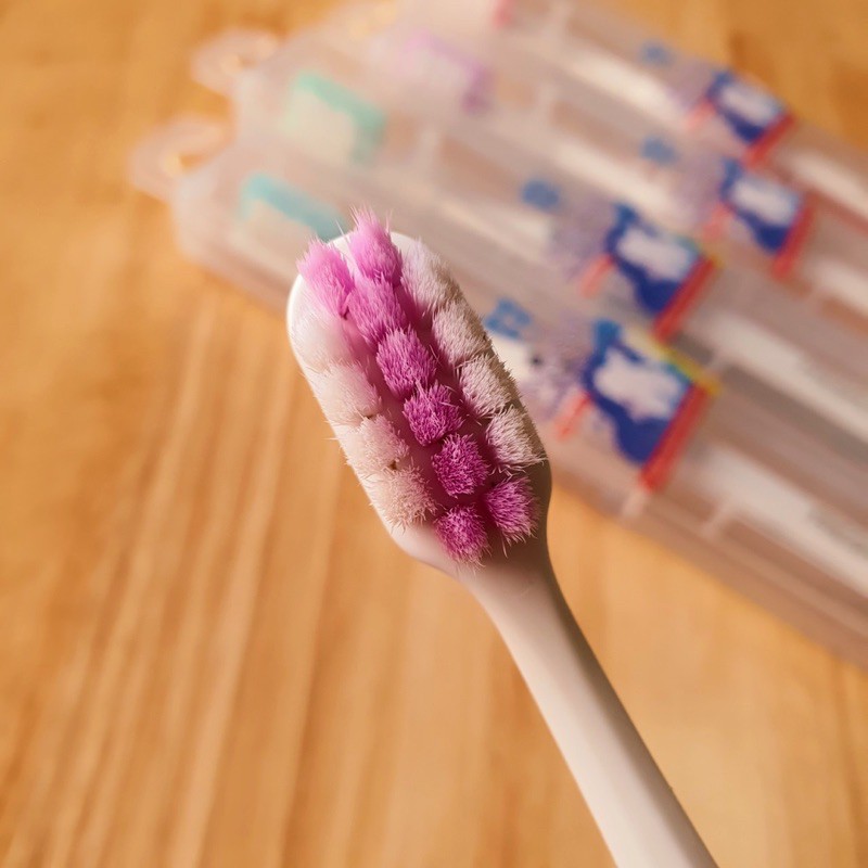 ไม่เจ็บเหงือก-extra-soft-toothbrush-แปรงสีฟันขนนุ่มพิเศษ-สัมผัสนุ่มละมุน-ดูแลเหงือกและฟัน-มีกล่องใส่แปรง