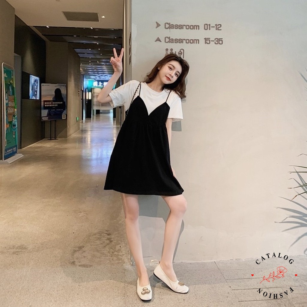 ภาพสินค้าCatalog Fashion ชุดเดรสแฟชั่นเกาหลี เสื้อยืดสีขาวเย็บติดกับเอี๊ยมสายเดี่ยว ทรงใหญ่ น่ารัก จากร้าน catalog2live บน Shopee ภาพที่ 4