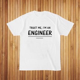 เสื้อยืดลําลอง ผ้าฝ้าย แขนสั้น คอกลม พิมพ์ลาย Trust Me Im An Engineer สีดํา สีขาว สําหรับผู้ชาย DF12HJ11346