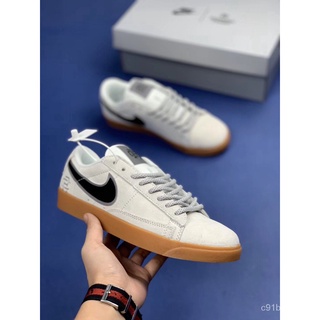 ข้อเสนอพิเศษ Reigning Champ x Nike Blazer Low PRM รองเท้าผ้าใบหนังกลับสีเทาสำหรับผู้ชายและผู้หญิง