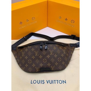 กระเป๋า​คาดอก​ Louis​ Vuitton​