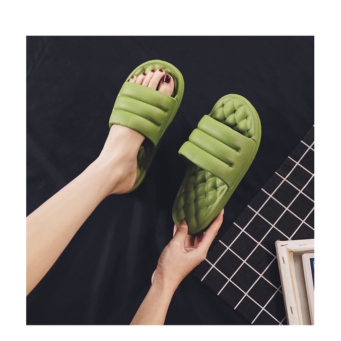ภาพสินค้าEVA รองเท้าแตะ รองเท้าใส่ในบ้าน รองเท้านวด รุ่นพื้นหนา 2.5cm รองเท้าสุขภาพ (YR20) จากร้าน sy_shop899 บน Shopee ภาพที่ 5