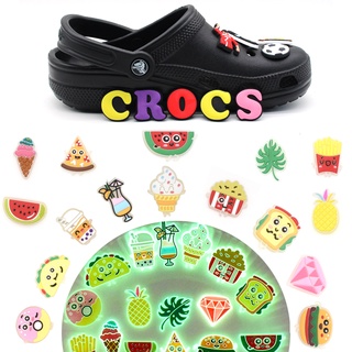 สินค้า ใหม่ รองเท้าแตะ Crocs Jibbitz เรืองแสง ลายการ์ตูนอาหาร ดอกไม้ สําหรับตกแต่งรองเท้า Crocs