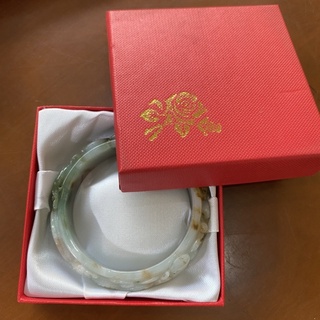 กล่อง ใส่กำไล 1กล่อง บรรจุภัณฑ์สีแดง กล่องกำมะหยี่ใส่กำไล สร้อยข้อมือ