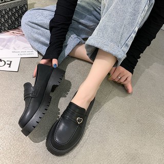 ภาพขนาดย่อของภาพหน้าปกสินค้าReady stock 35-43 รองเท้าผู้หญิงขนาดใหญ่ปากตื้นรองเท้าหนังขนาดเล็กนักเรียนหญิง 41 ญี่ปุ่นย้อนยุคสไตล์อังกฤษรอบนิ้วเท้ จากร้าน bmpshop8817 บน Shopee ภาพที่ 6