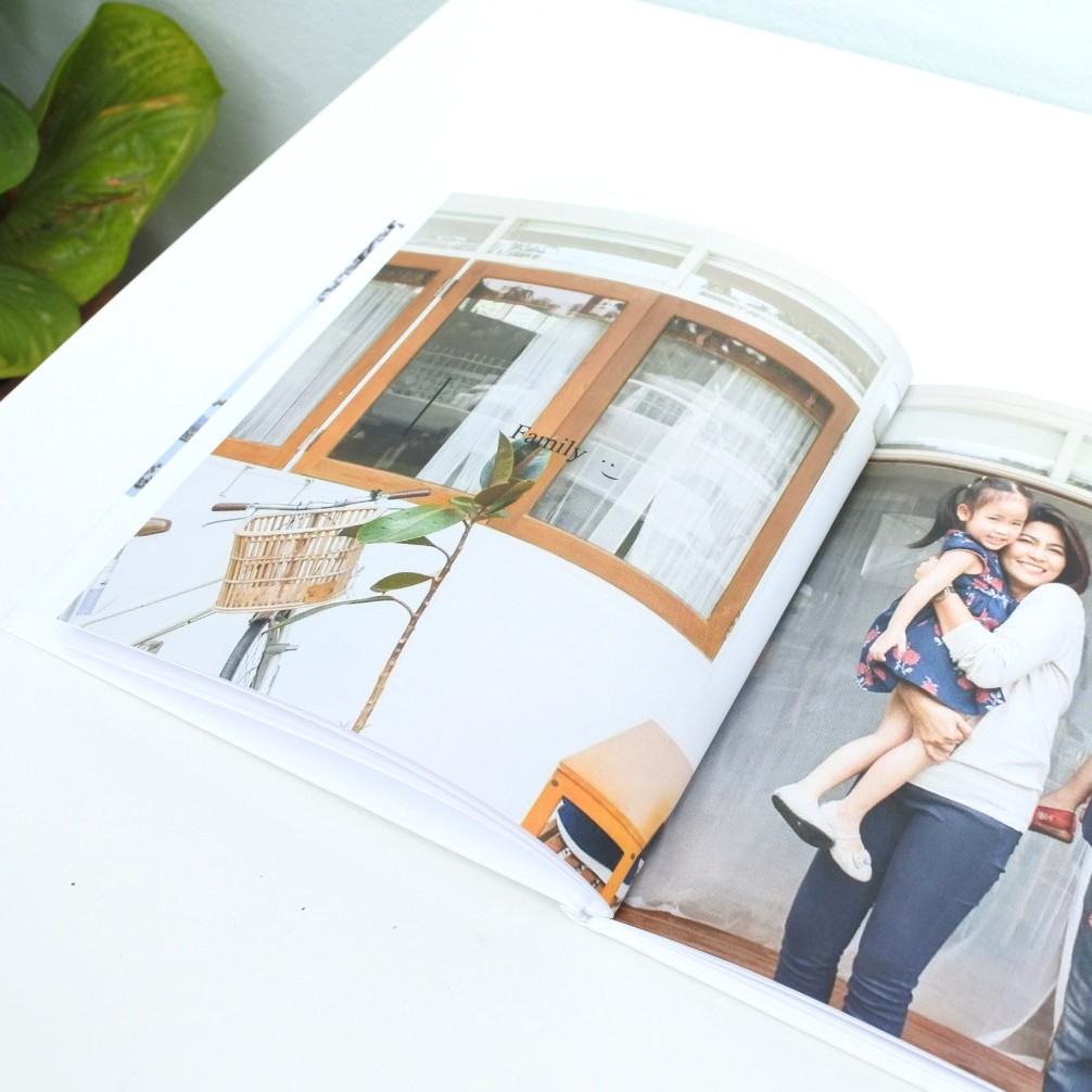 ภาพสินค้าPhotobook: โฟโต้บุ๊คปกแข็ง 8x8 ของขวัญให้แฟน ของขวัญครบรอบ อัลบั้มรูป - ทำเองบนแอป, 20 หน้า จากร้าน photobook บน Shopee ภาพที่ 2