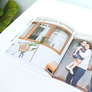 ภาพขนาดย่อของภาพหน้าปกสินค้าPhotobook: โฟโต้บุ๊คปกแข็ง 8x8 ของขวัญให้แฟน ของขวัญครบรอบ อัลบั้มรูป - ทำเองบนแอป, 20 หน้า จากร้าน photobook บน Shopee ภาพที่ 2