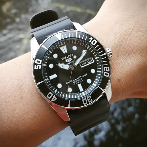 Seiko 5 SNZF17J2 Made in Japan Sports Automatic Men s Watch 100 CafeNalika Shopee Thailand