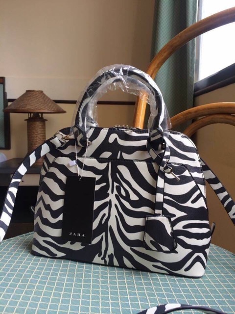 zara-printed-city-bag-ของแท้-ราคาถูก