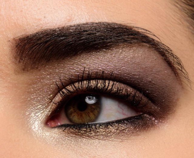 mac-single-eye-shadow-อายชาโดว์ของแม็ค-ของแท้-ของใหม่-มือ-1-สี-mac-its-about-shine-is-a-warm-gold-with-a-sparkle-finish