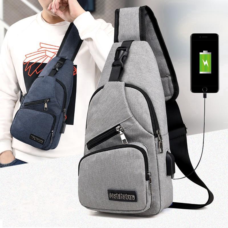 กระเป๋าคาดหน้าอกแบบชาร์จ USB สำหรับผู้ชาย