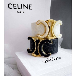 ข้อมือหนังCeline ♥️♥️พร้อมส่ง สีดำ/สีขาว