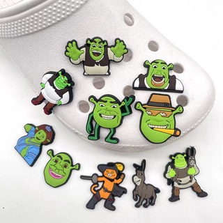 ภาพหน้าปกสินค้าJibbitz อุปกรณ์เสริม Shrek crocs Shoe Charms DIY 1 x รองเท้าแตะ อุปกรณ์เสริม ที่เกี่ยวข้อง