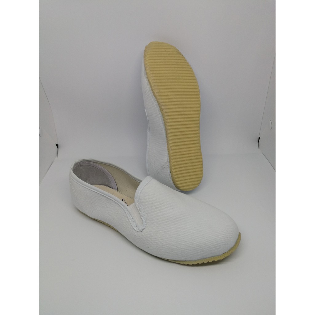 ภาพสินค้ารองเท้ากังฟูสีขาว-ดำ พื้นยางนุ่ม ใส่สบาย จากร้าน nuunkanchana บน Shopee ภาพที่ 4