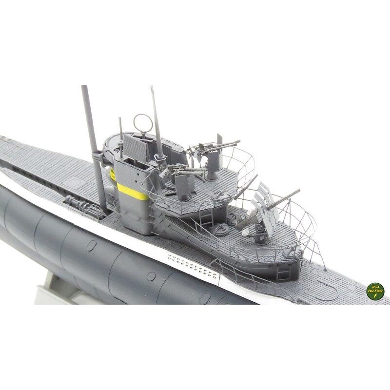 Submarine model: German Submarine Type VII C / 41 - Revell - Scale