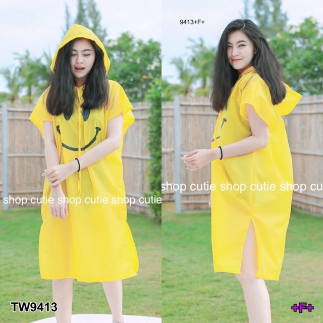 เสื้อคลุมกันฝนสกรีนลายsmile-tw9413