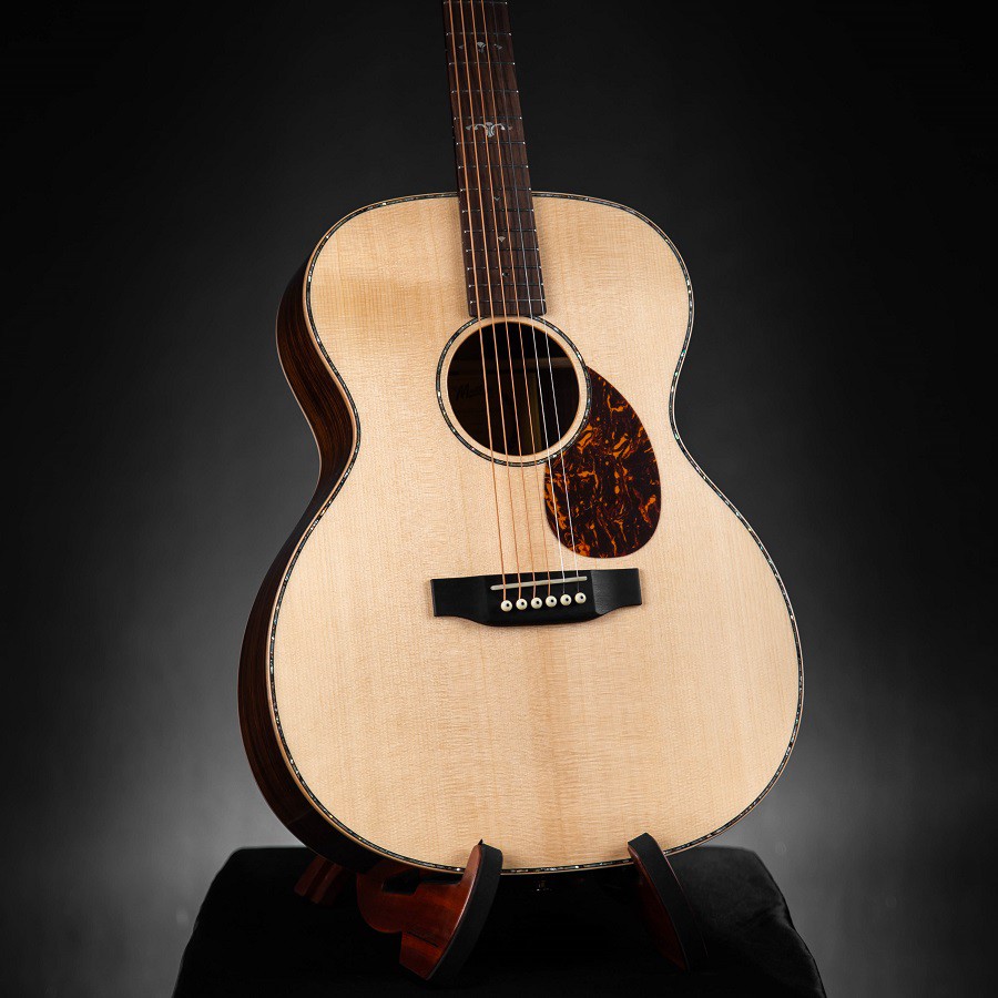 st-matthew-om-5-กีตาร์โปร่งทรง-om-solid-sitka-spruce-rosewood-พร้อมกระเป๋า