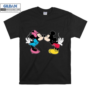 เสื้อยืด ลําลอง สําหรับผู้ชาย แขนสั้น พิมพ์ลาย Disney Mickey Mouse Minnie Mouse Kiss ขนาดใหญ่ ไซซ์ S-M-L-XL-XXL-3XL-