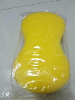 ภาพขนาดย่อของภาพหน้าปกสินค้าฟองน้ำล้างรถสีเหลือง ทรงเลข 8 เนื้อเหนียวนุ่ม แพค 1 ชิ้น จากร้าน pornthipnamuntree บน Shopee