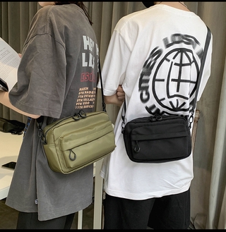 กระเป๋าสะพายข้างผู้ชาย Crossbody Bags กระเป๋าสะพายข้าง กันน้ำ กระเป๋าสะพายข้าง New Fashion messenger bag