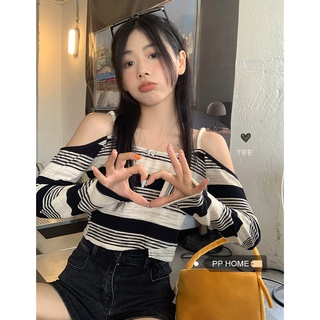 🔥ลมปรารถนาบริสุทธิ์ลายถักเสื้อยืดแขนยาวเปิดไหล่สบาย ๆ สั้น suspender top ผู้หญิง แขนยาว สไตล์เกาหลี