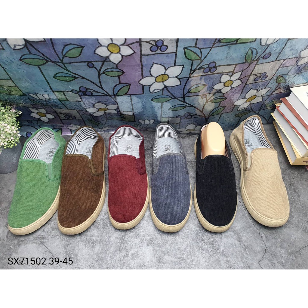 ภาพหน้าปกสินค้าSX71502รองเท้าลูกฟูกกังฟูไซส์39-45 จากร้าน berryshoes บน Shopee