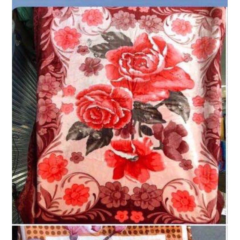 ภาพหน้าปกสินค้าผ้าห่มขน6ฟุต หนาวแล้ว ต้องการผ้าห่มต้องผ้าห่มขนเลยอุ่นสบายกำลังดี จากร้าน puttipongkraikrun บน Shopee