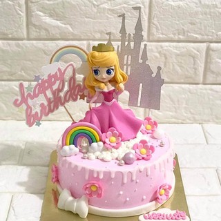 เซ็ตแต่งเค้กวันเกิดเจ้าหญิงชมพู พร้อมใช้งานตกแต่ง บนเค้กปอนด์ โมเดลพลาสติก น้ำตาลรูปดอกไม้ Happy birthday princess cake