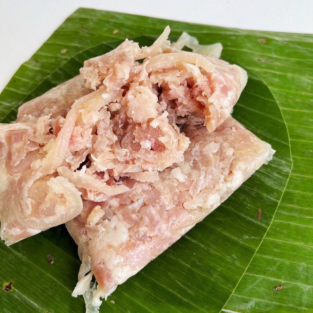 แหนมหมู-ห่อใบตอง-3ห่อ50บาท-หมูเน้นๆไม่เน้นใบตอง-ผลิตสดใหม่วันต่อวัน