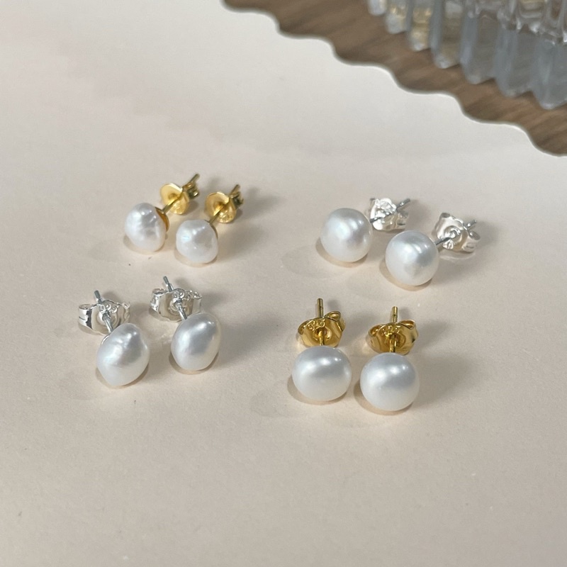 ต่างหูมุกแท้-บาร้อค-ดอกไม้-กลม-ก้านชุบทอง18k-ชุบเงินแท้-มุกน้ำจืด-genuine-pearl-baroque-flower-round-earring-18k-silver