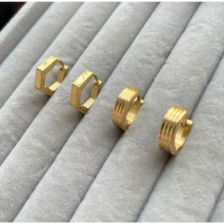 (18k gold plated)ต่างหูห่วงแบบล็อค ต่างหูห่วงเล็ก ต่างหูติดหู huggie hoop earrings stainless earrings minimal earrings