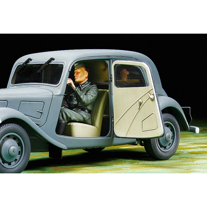 โมเดลประกอบ-tamiya-1-35-ta35301-citroen-traction-11cv