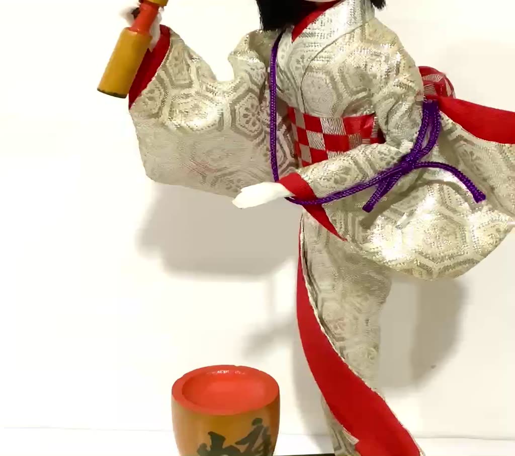 โมเดล-ตุ๊กตาญี่ปุ่นโบราณ-สำหรับ-ตกแต่ง-สินค้าจากโอทอปญี่ปุ่น
